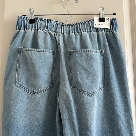 Forever 21 Denim Jogger - NWT - Picture 3 of 4